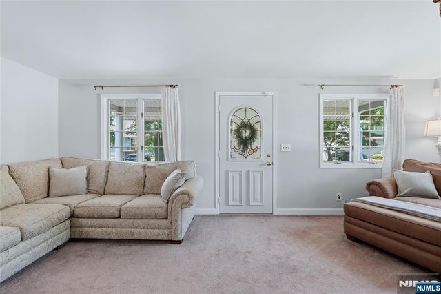 442 Riverview Drive, Totowa, NJ 07512