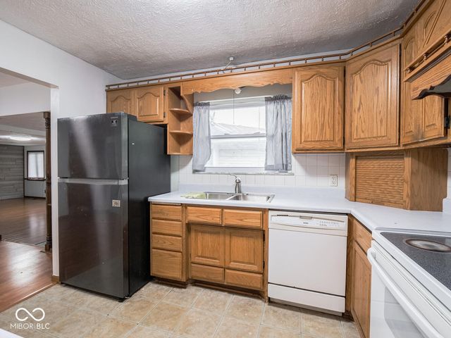 2326 E Banta Road, Indianapolis, IN 46227