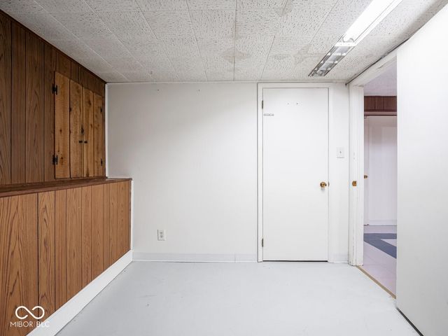 2326 E Banta Road, Indianapolis, IN 46227