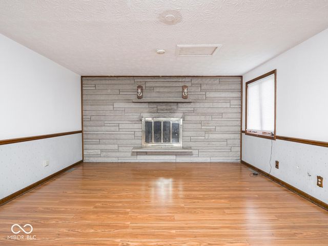 2326 E Banta Road, Indianapolis, IN 46227