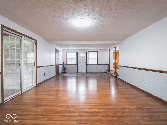 2326 E Banta Road, Indianapolis, IN 46227