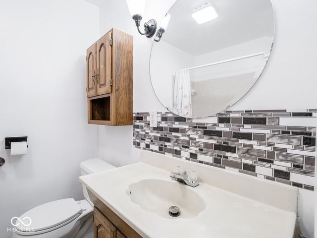 2326 E Banta Road, Indianapolis, IN 46227