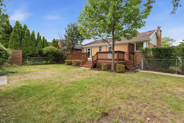 4333 W MAIN Street, Skokie, IL 60076
