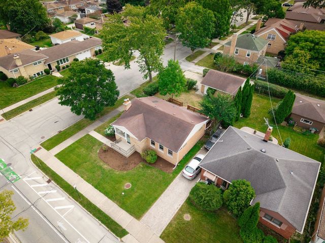 4333 W MAIN Street, Skokie, IL 60076