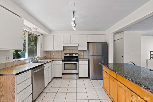 14511 SE 254th Street, Kent, WA 98042