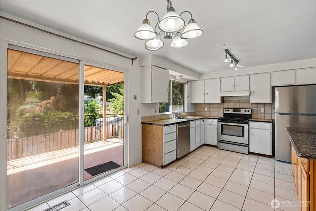 14511 SE 254th Street, Kent, WA 98042