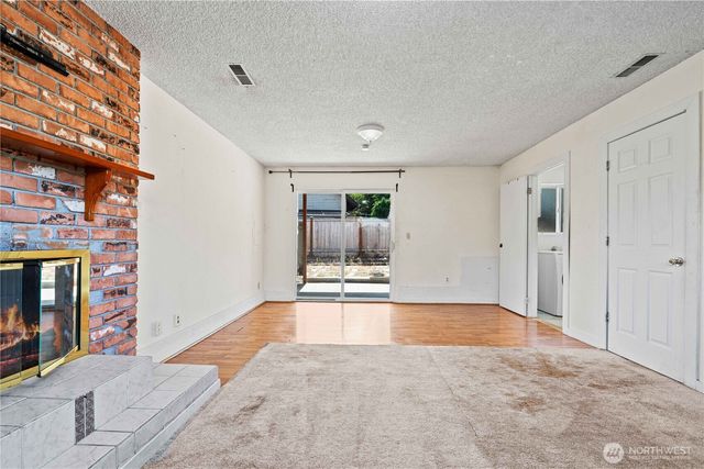 14511 SE 254th Street, Kent, WA 98042