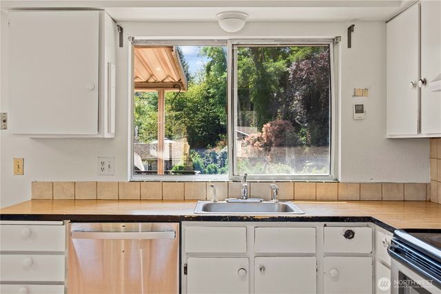 14511 SE 254th Street, Kent, WA 98042