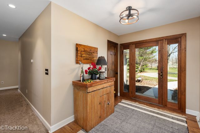 9596 Corneils Road, Bristol, IL 60512