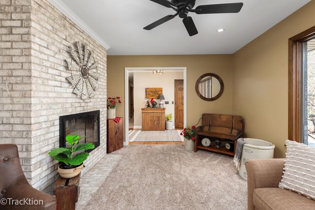 9596 Corneils Road, Bristol, IL 60512