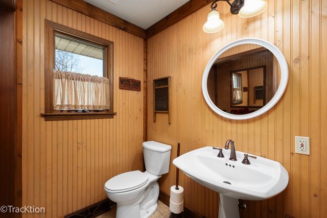 9596 Corneils Road, Bristol, IL 60512