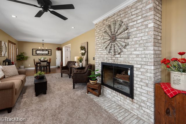 9596 Corneils Road, Bristol, IL 60512