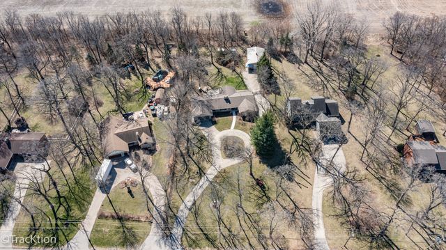 9596 Corneils Road, Bristol, IL 60512