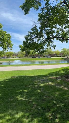 5 Villa Verde Drive 108, Buffalo Grove, IL 60089