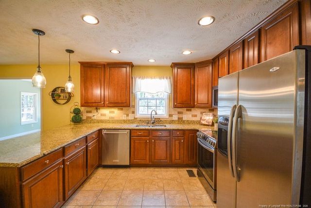 76 Clearwater Harbour, Sanford, NC 27332