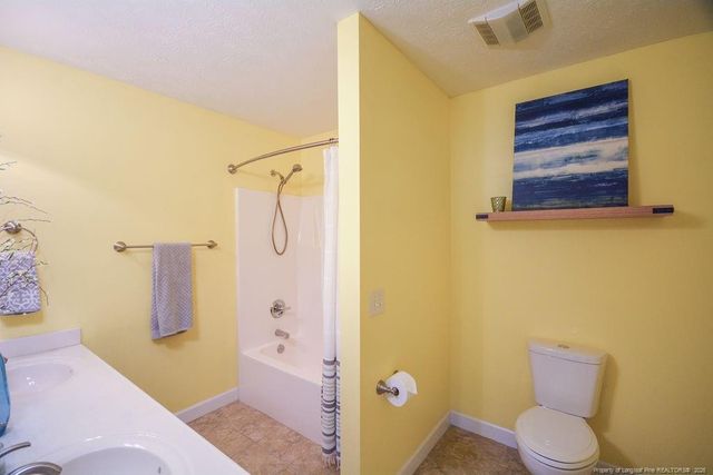 76 Clearwater Harbour, Sanford, NC 27332