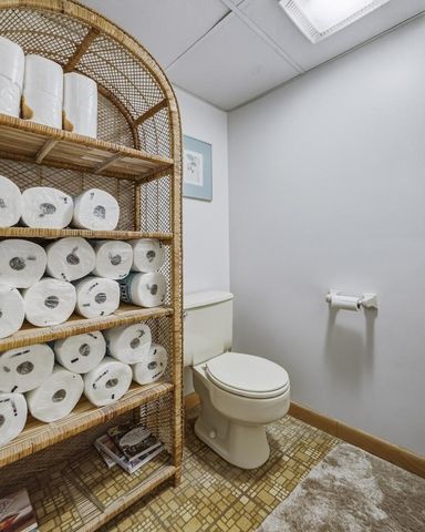 15 Somerset St, East Longmeadow, MA 01028