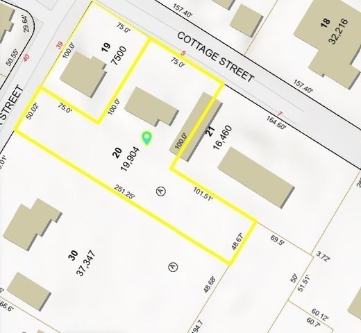 5 Cottage St, Nahant, MA 01908
