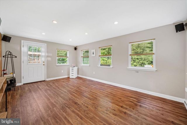39 CORNWALL DRIVE, Newark, DE 19711
