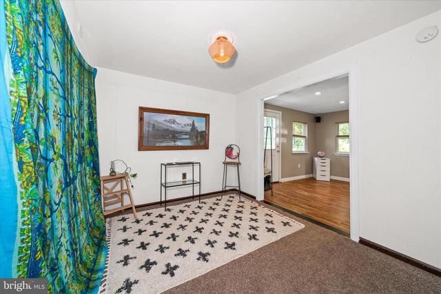 39 CORNWALL DRIVE, Newark, DE 19711