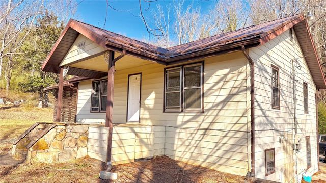 76 Ed Sneed Drive, Marion, NC 28752