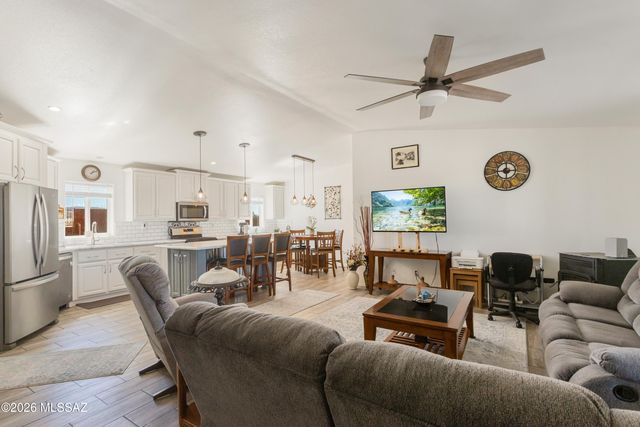 3191 W Williams Road, Benson, AZ 85602
