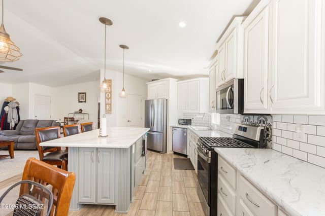 3191 W Williams Road, Benson, AZ 85602