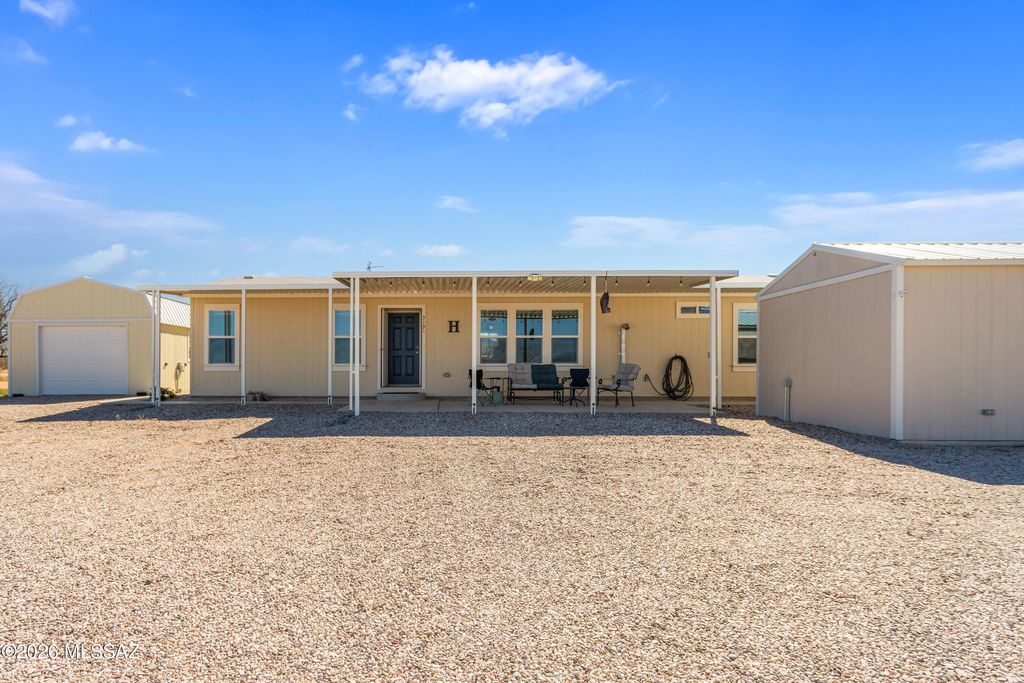 3191 W Williams Road, Benson, AZ 85602