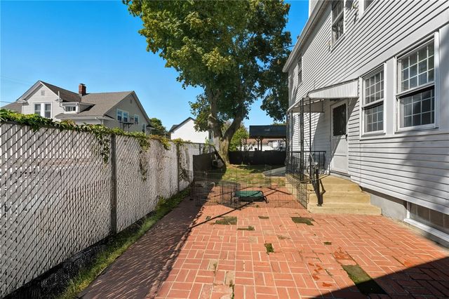 92 Rhode Island Street, Cranston, RI 02920