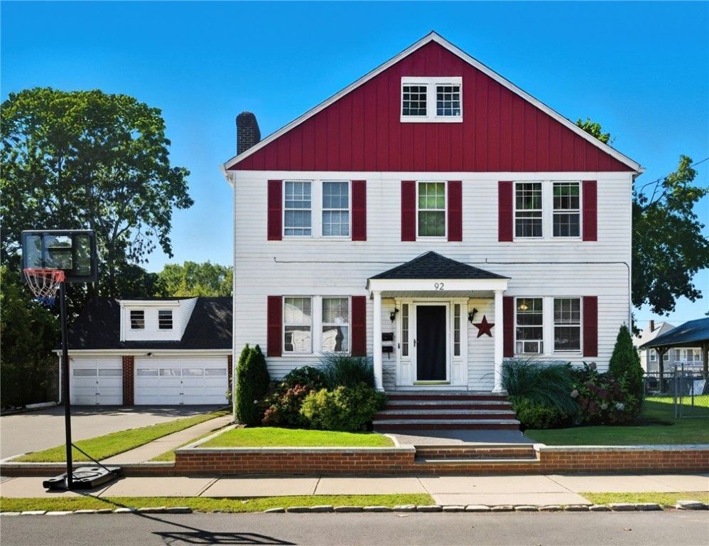 92 Rhode Island Street, Cranston, RI 02920