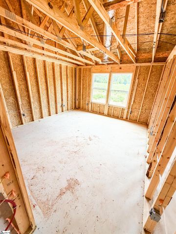 18034 Hwy 101 S, Gray Court, SC 29645