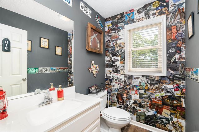 103 Castano Drive, Hot Springs Village, AR 71909