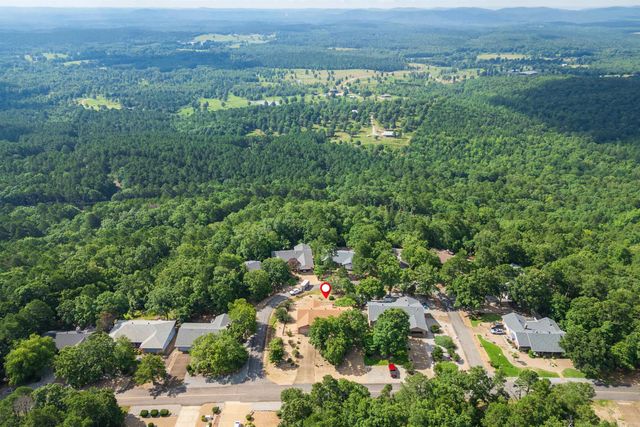 103 Castano Drive, Hot Springs Village, AR 71909