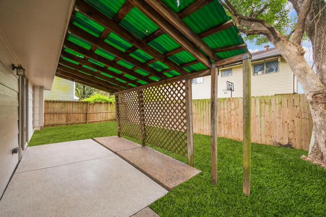 909 Littleport Lane, Channelview, TX 77530