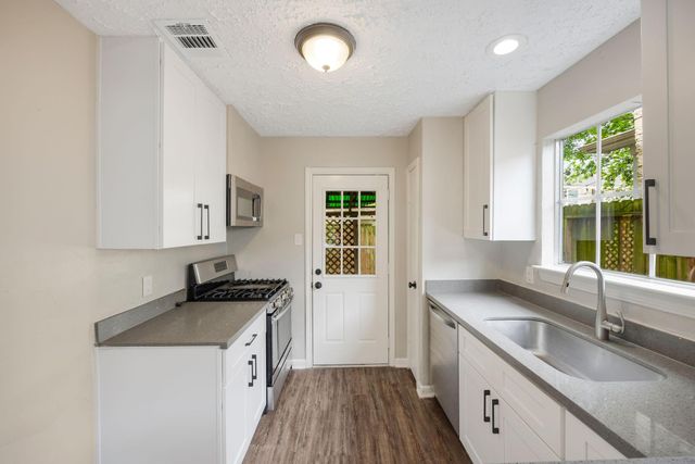 909 Littleport Lane, Channelview, TX 77530