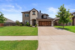 208 Arborside Drive, Waxahachie, TX 75165