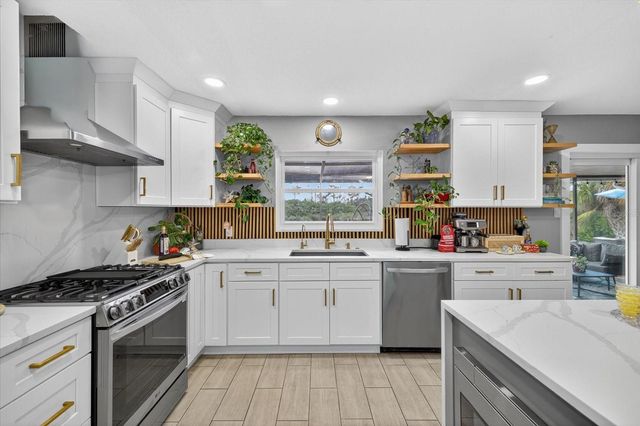 4038 RUDDER WAY, New Port Richey, FL 34652