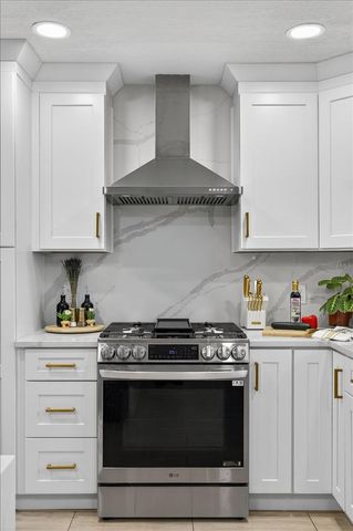 4038 RUDDER WAY, New Port Richey, FL 34652