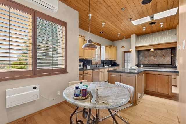 111 Avenida Frijoles, Santa Fe, NM 87507