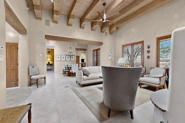 111 Avenida Frijoles, Santa Fe, NM 87507