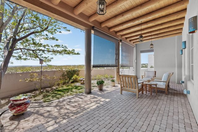111 Avenida Frijoles, Santa Fe, NM 87507
