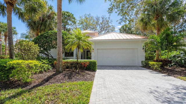 106 Toteka Circle, Jupiter, FL 33458