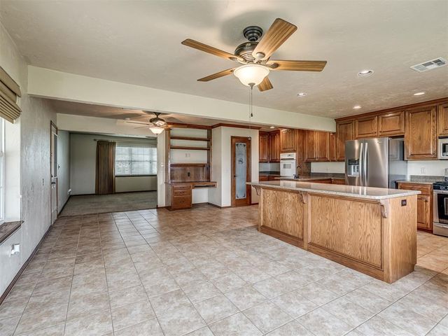 5740 Willow Brook Lane, Norman, OK 73069