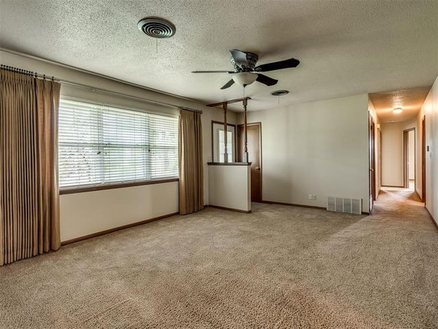5740 Willow Brook Lane, Norman, OK 73069
