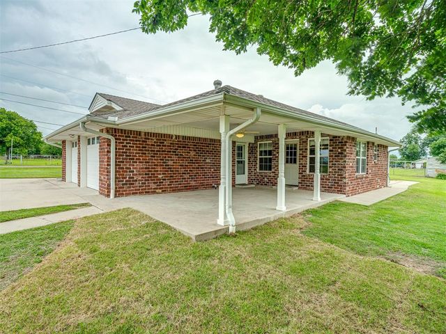 5740 Willow Brook Lane, Norman, OK 73069
