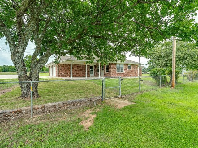5740 Willow Brook Lane, Norman, OK 73069