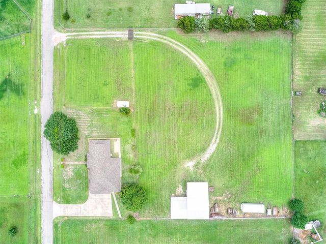 5740 Willow Brook Lane, Norman, OK 73069
