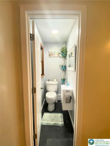 4405 Lehigh Drive, Lehigh Twp, PA 18088