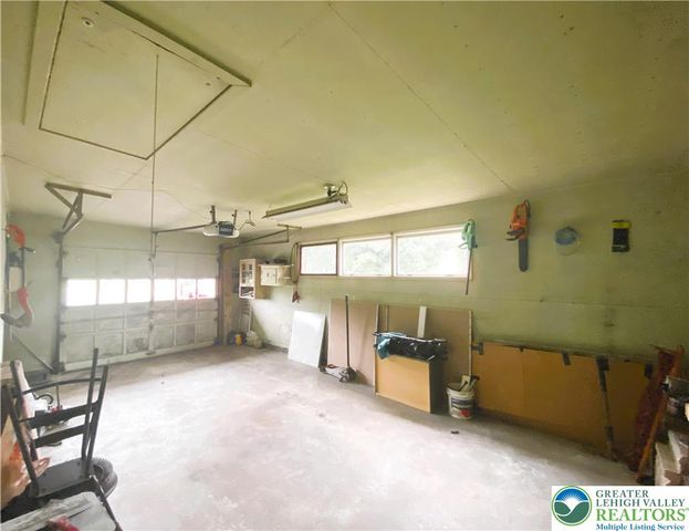 4405 Lehigh Drive, Lehigh Twp, PA 18088