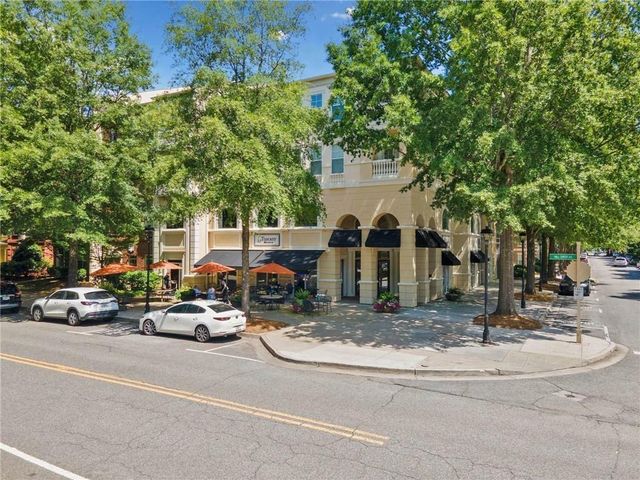 2704 Wander Lane, Alpharetta, GA 30022